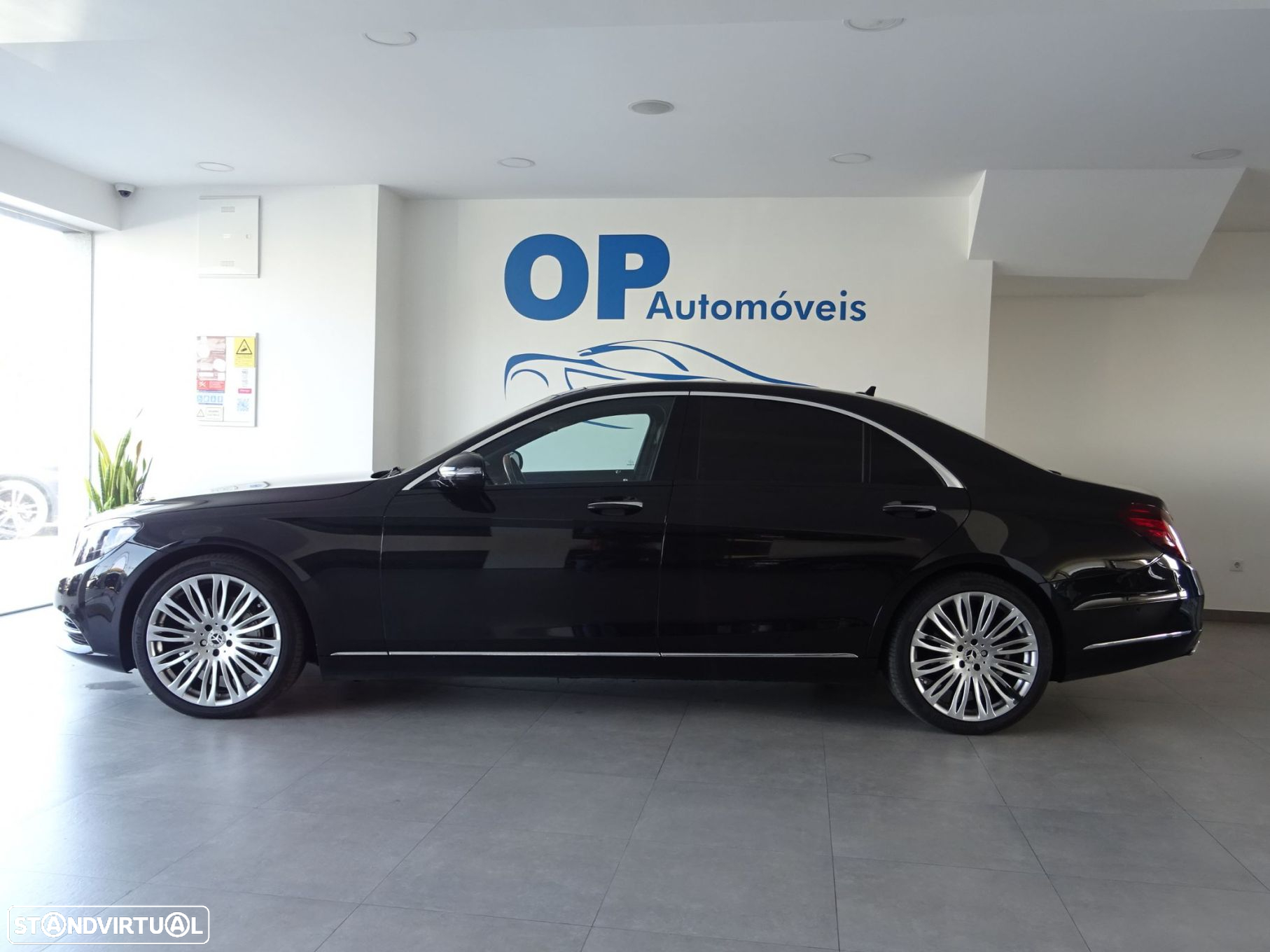 Mercedes-Benz S 350 d Longo 4-Matic - 3