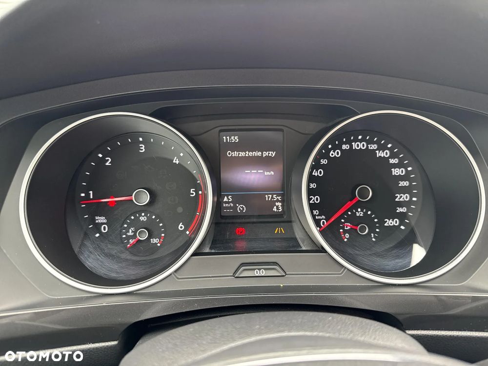 Volkswagen Tiguan - 13