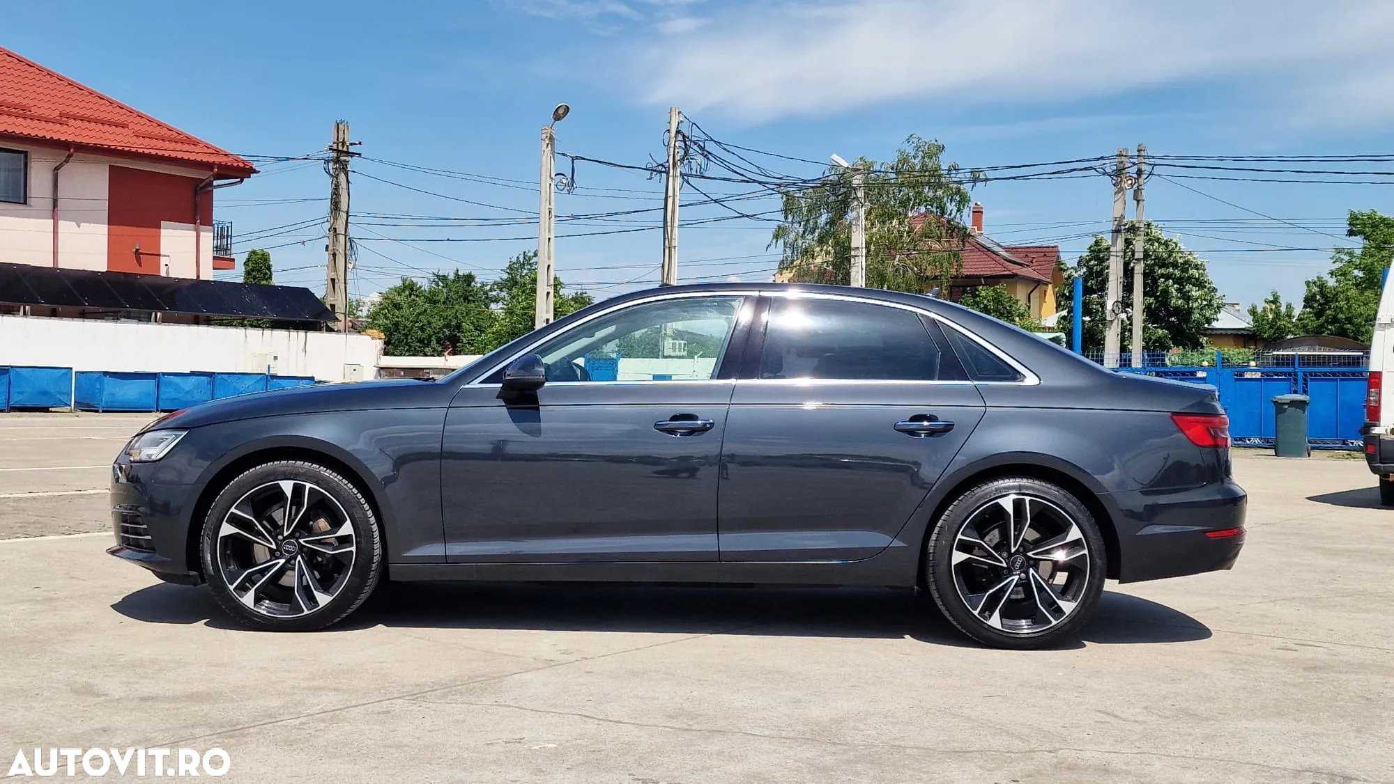 Audi A4 - 25