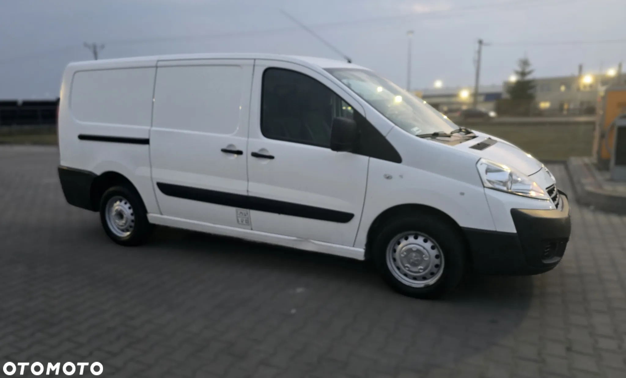 Peugeot Expert - 11