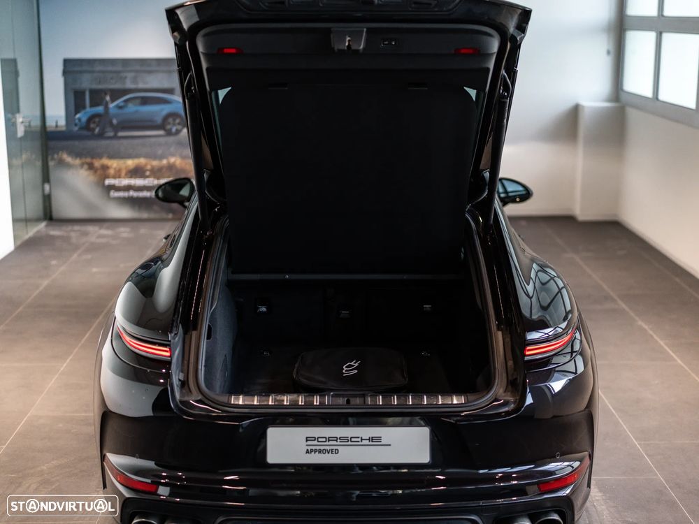 Porsche Panamera 4 E-Hybrid - 13