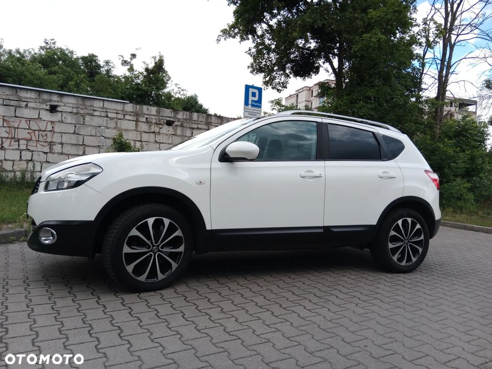 Nissan Qashqai - 2