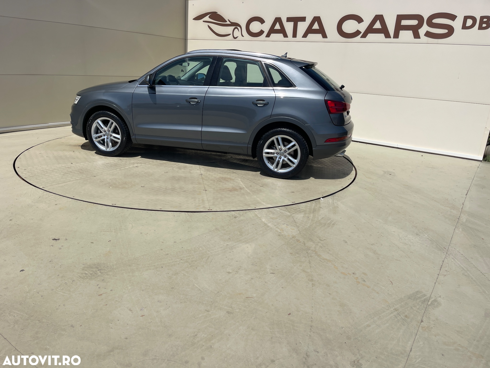 Audi Q3 2.0 TDI Quattro S tronic design - 8