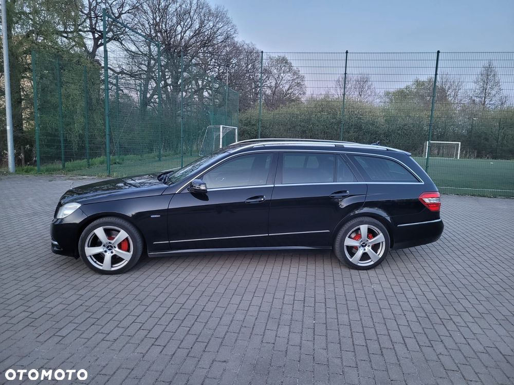 Mercedes-Benz Klasa E 250 CDI DPF BlueEFFICIENCY 7G-TRONIC Avantgarde - 3