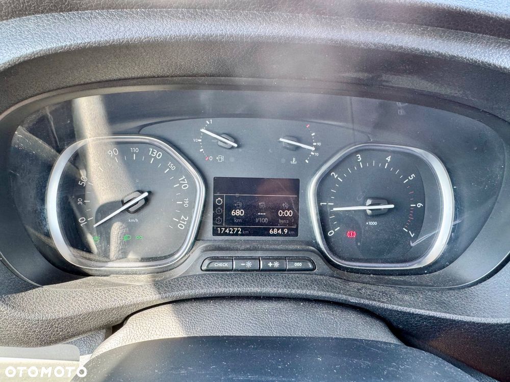 Peugeot Expert - 15