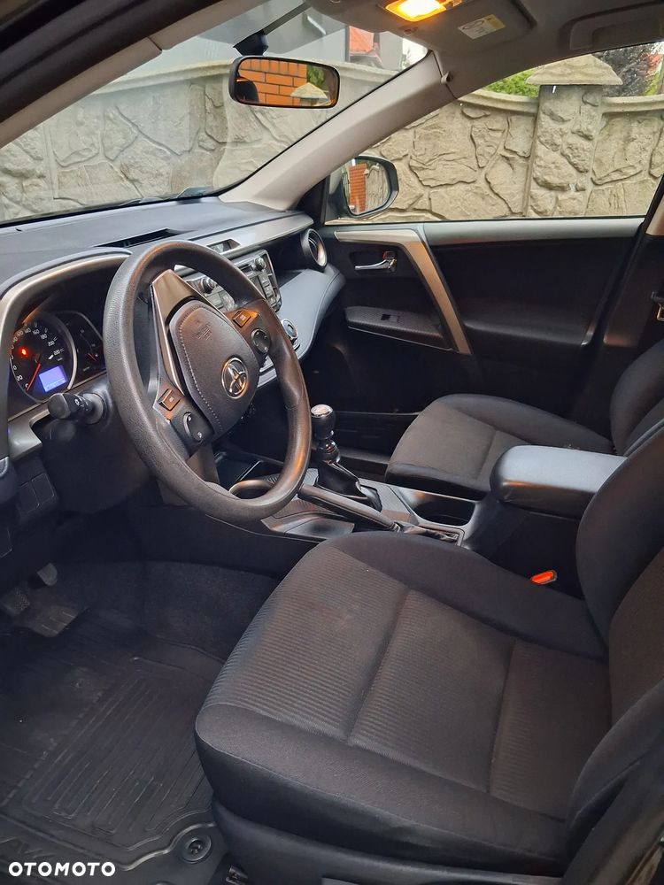 Toyota RAV4 2.0 D-4D Active - 6