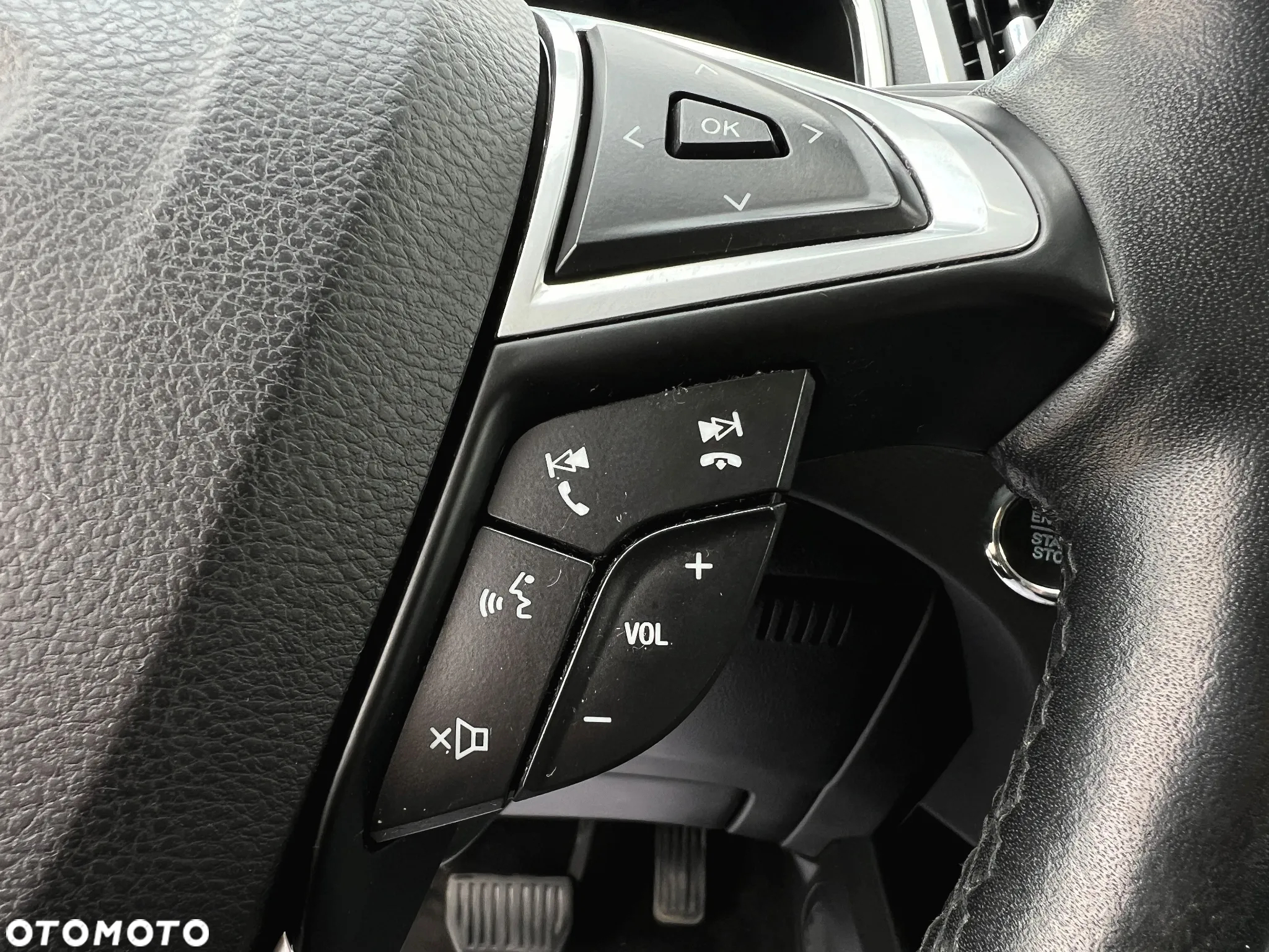 Ford S-Max 2.0 TDCi Titanium PowerShift - 29