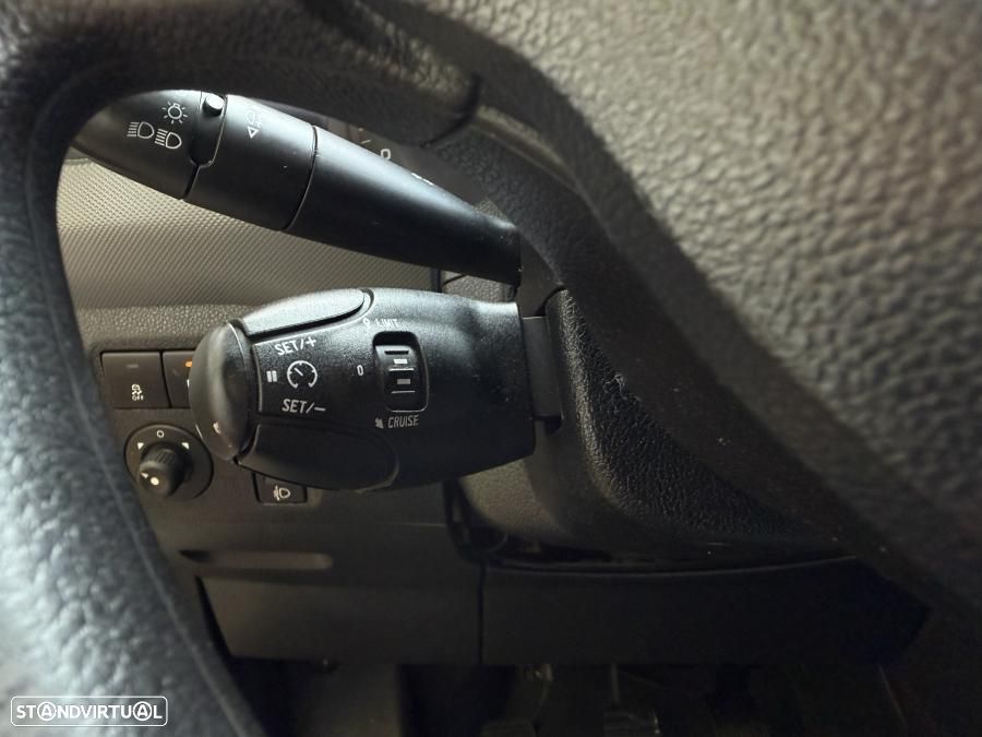 Peugeot Partner 1.6 BlueHDi 3Lugares - 14
