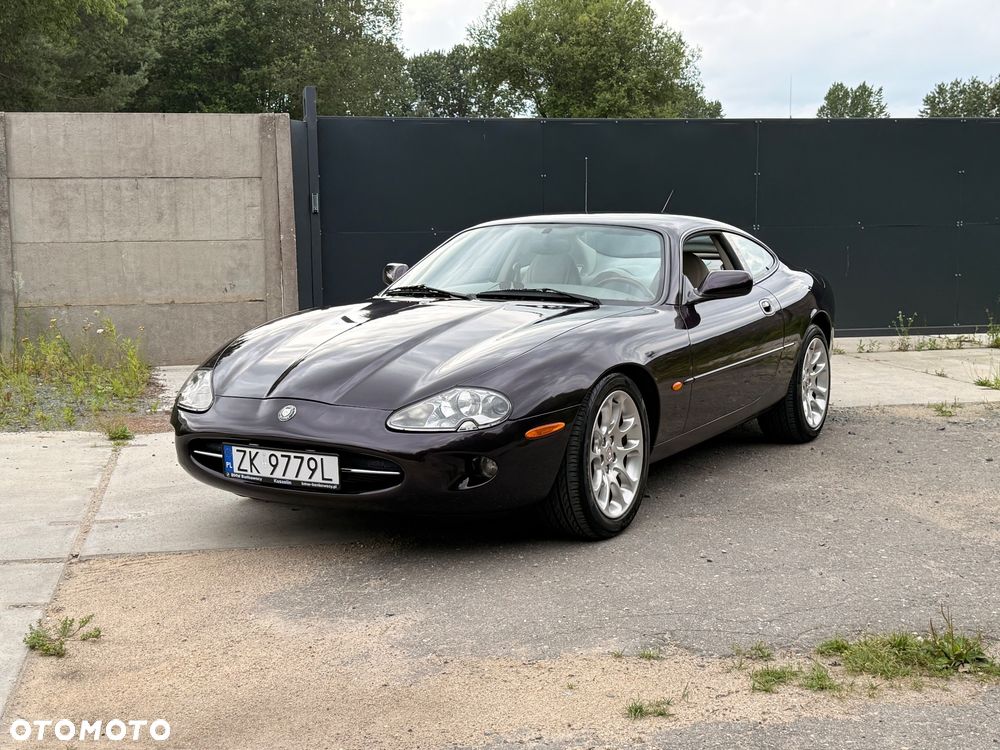 Jaguar XK8 - 2