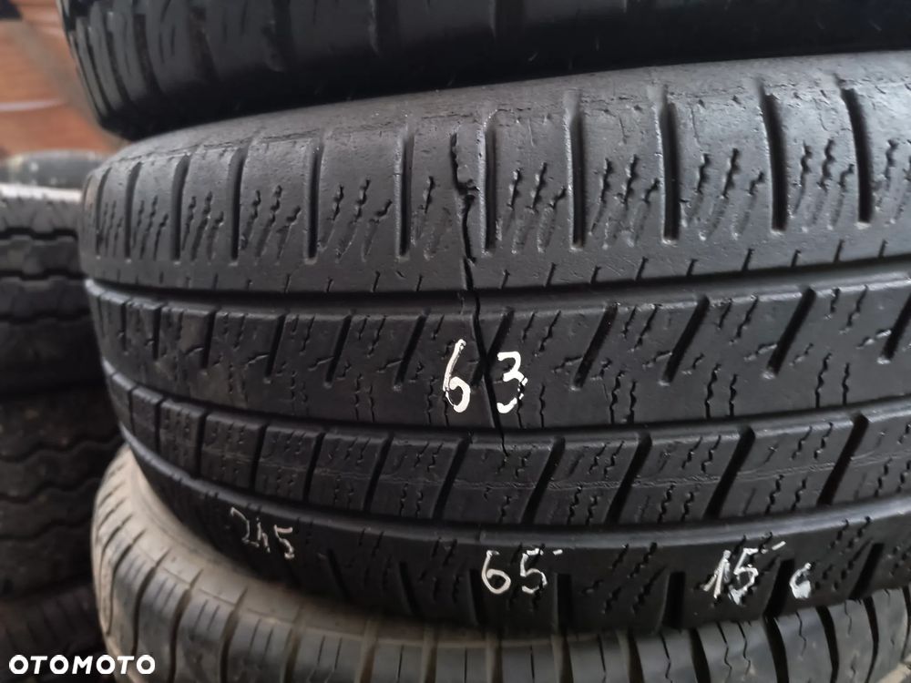 Goodyear 215/65/15c nr 63