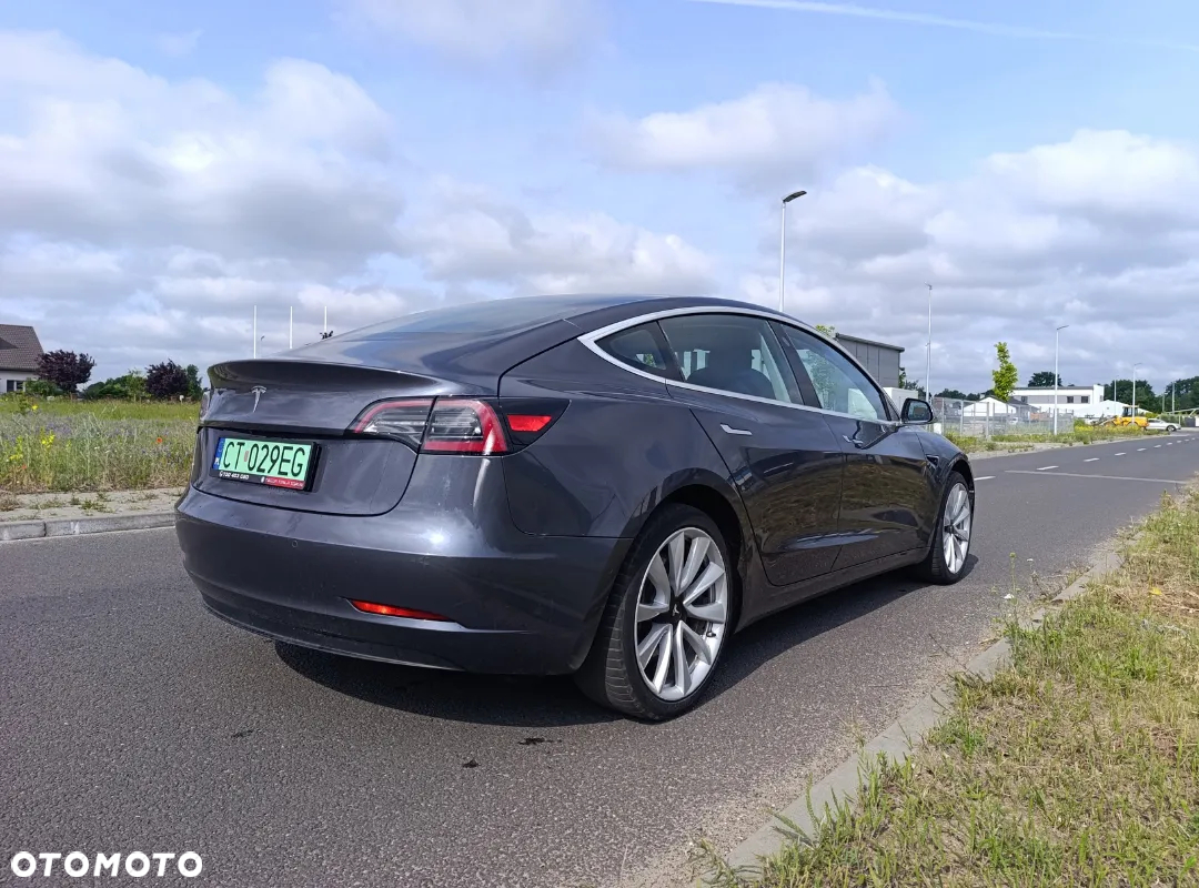 Tesla Model 3 Standard Reichweite Plus Hinterradantrieb - 7