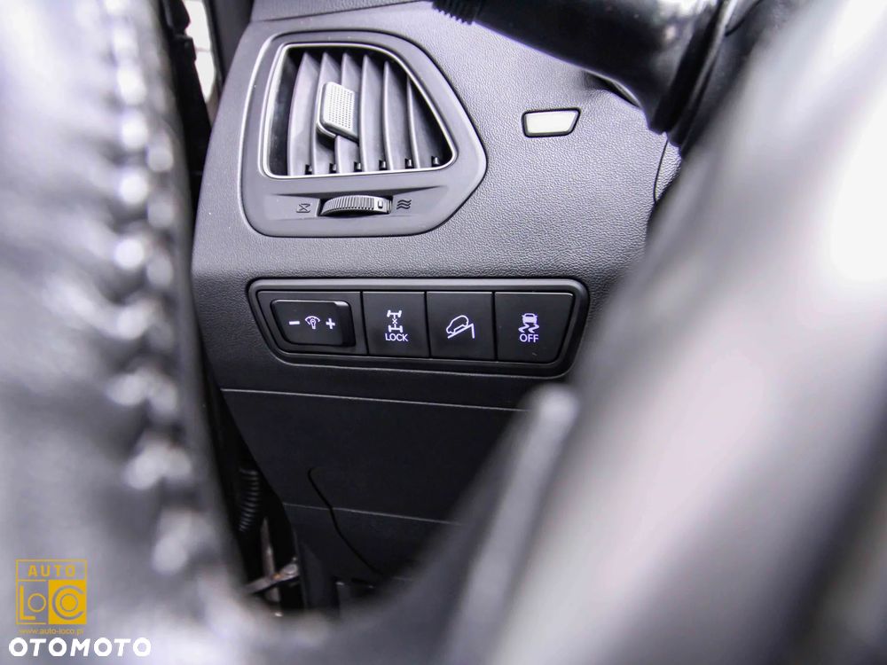 Hyundai ix35 2.0 CRDi 4WD Automatik Premium - 26