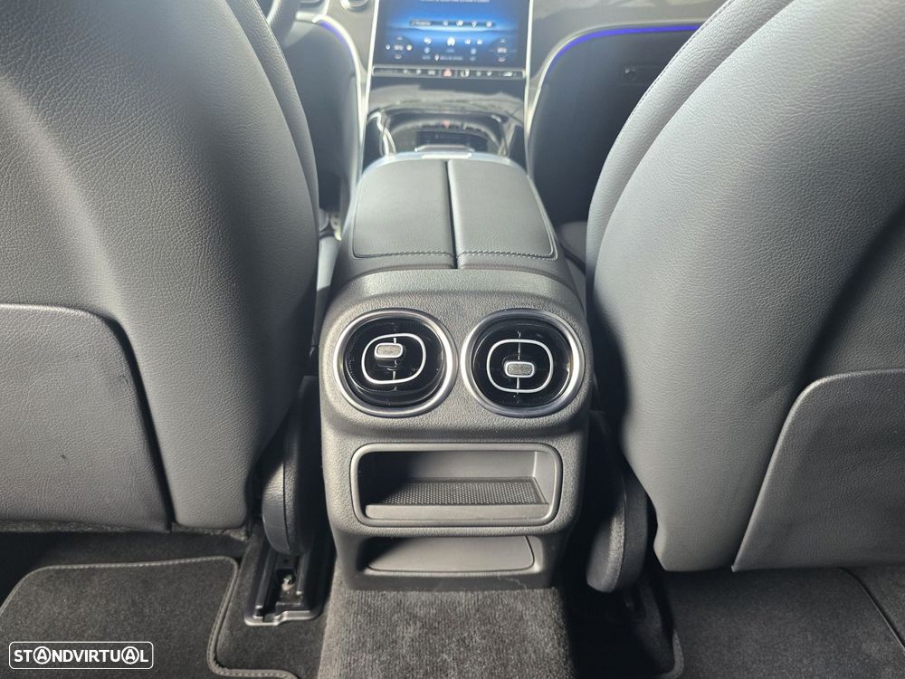 Mercedes-Benz GLC 300 de Coupe 4Matic - 31