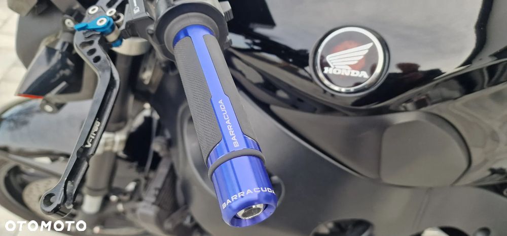 Honda CBR - 11