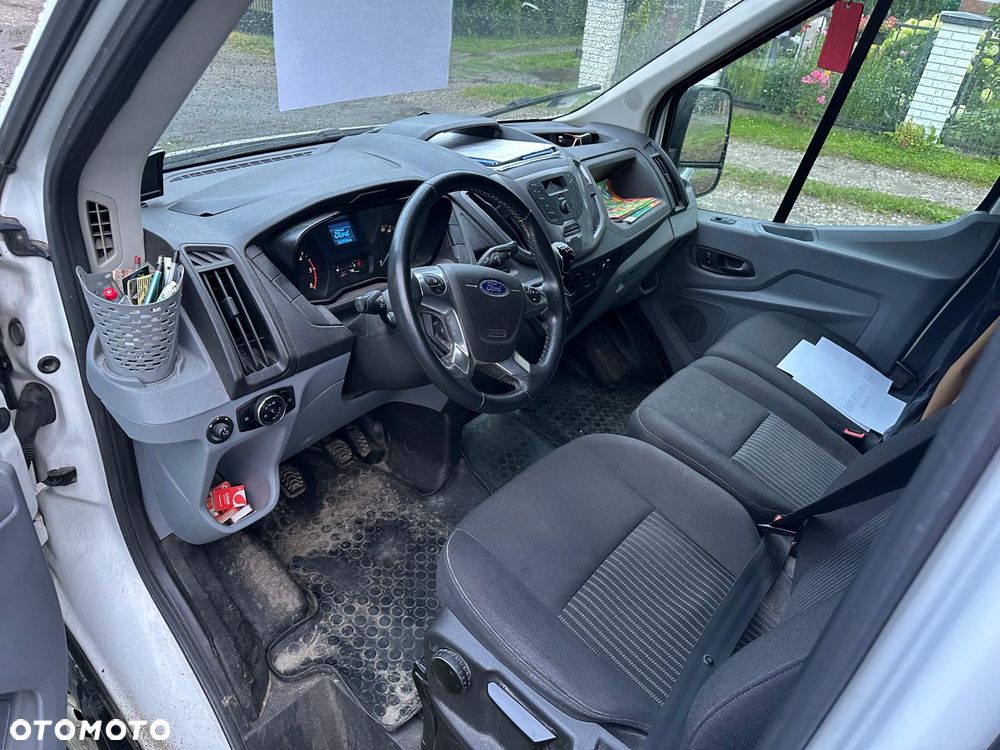 Ford Transit - 11