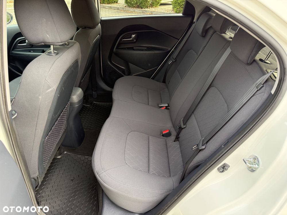 Kia Rio 1.2 Business Line - 17
