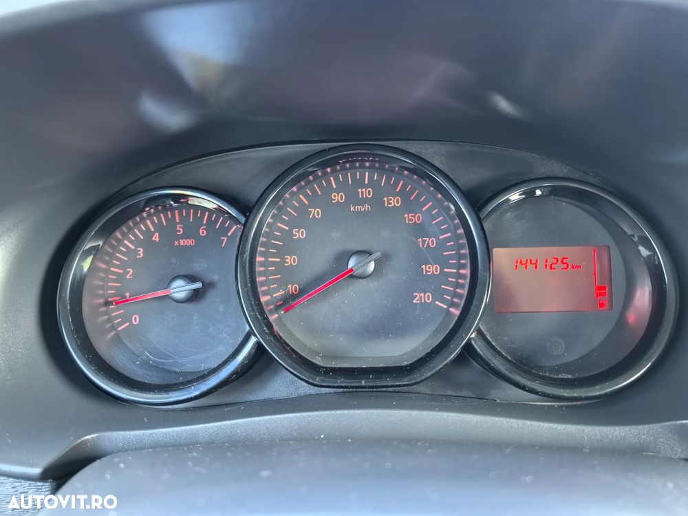 Dacia Lodgy TCe 100 GPF Comfort - 13