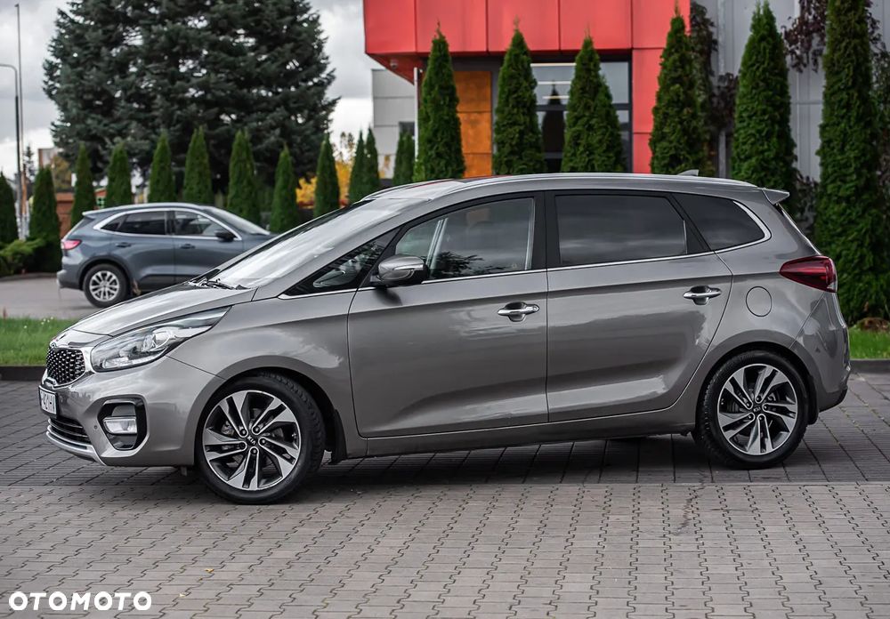 Kia Carens 1.7 CRDi L 7os - 16