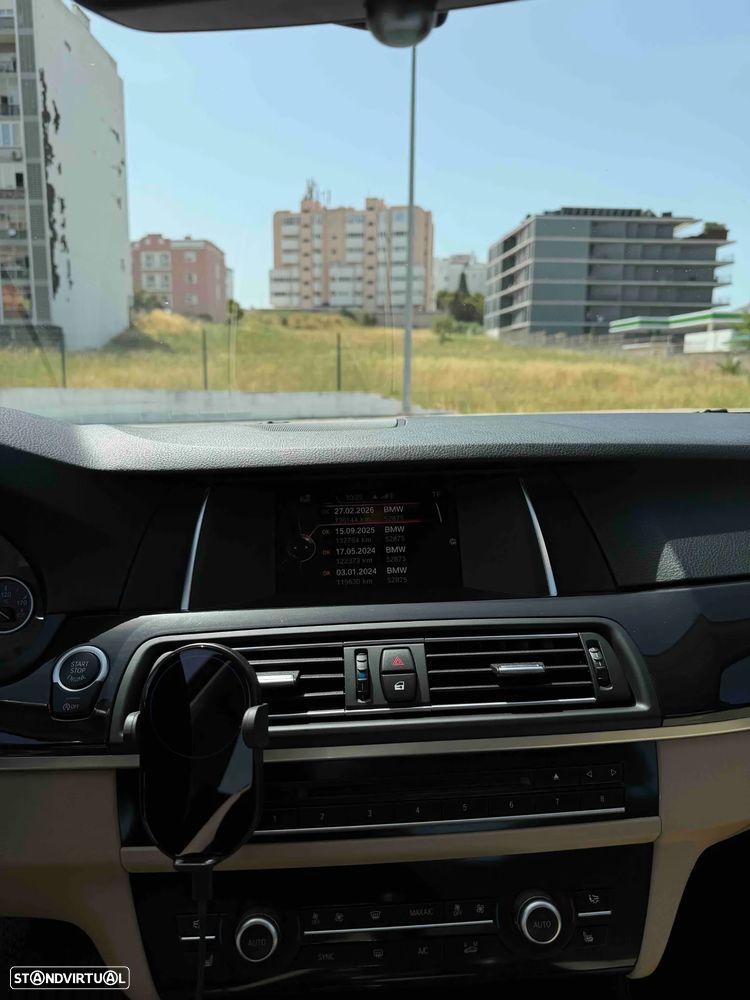 BMW 520 i Auto - 13