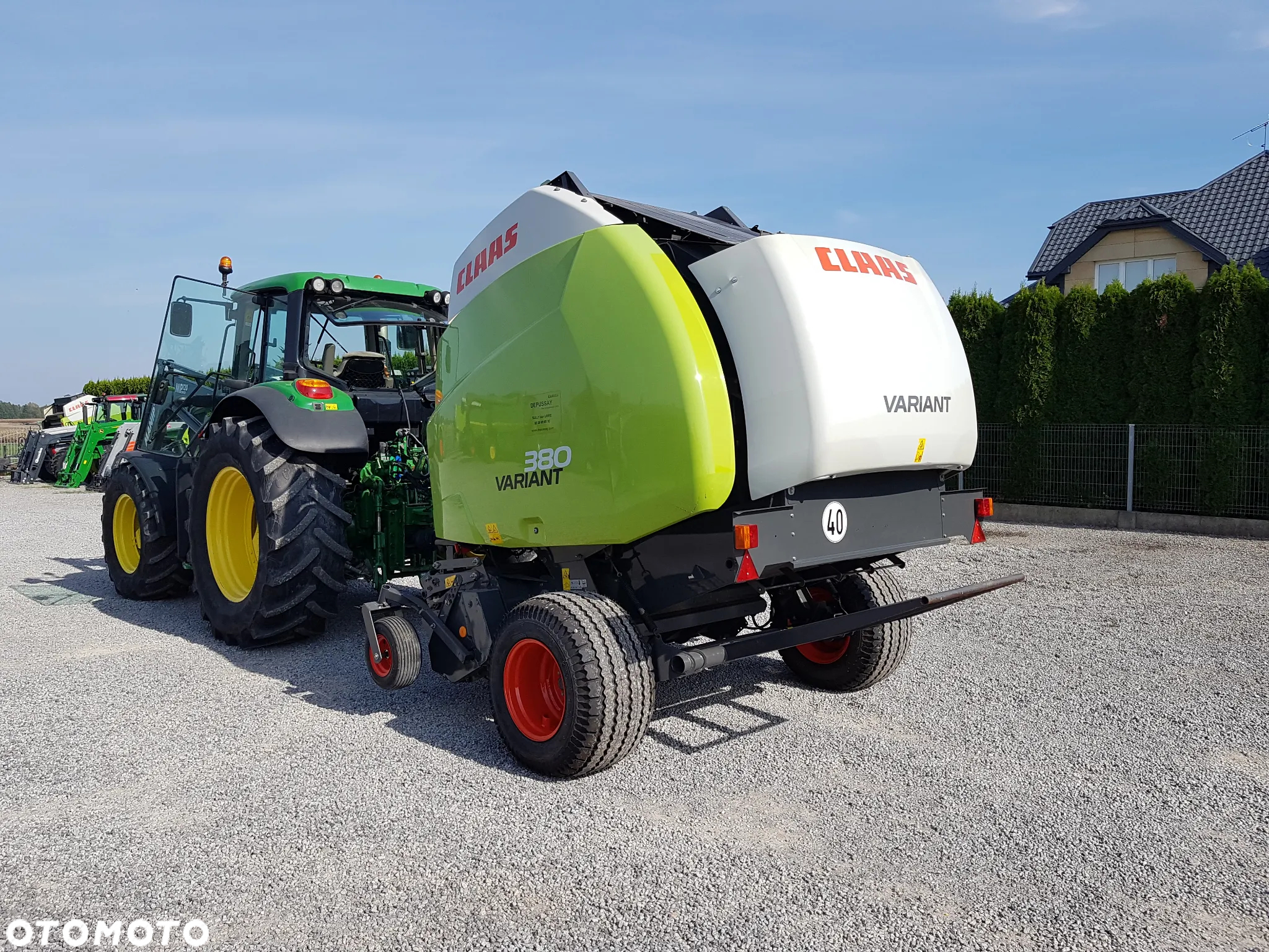 Claas VARIANT 380 - 4