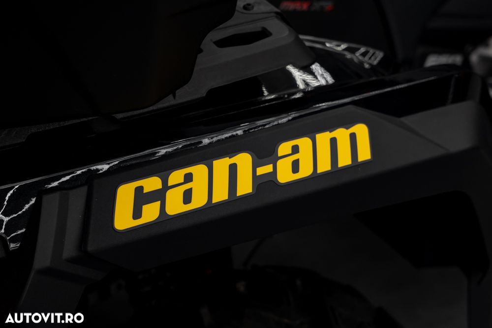 Can-Am Outlander Max - 17