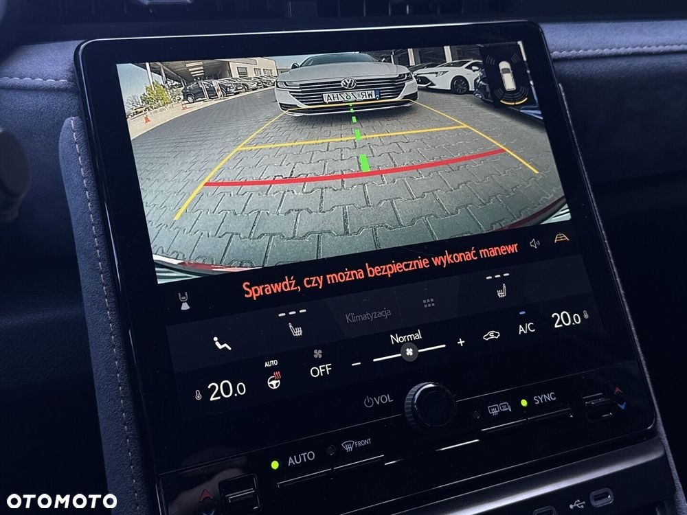 Lexus LBX 1.5 Hybrid Cool - 24