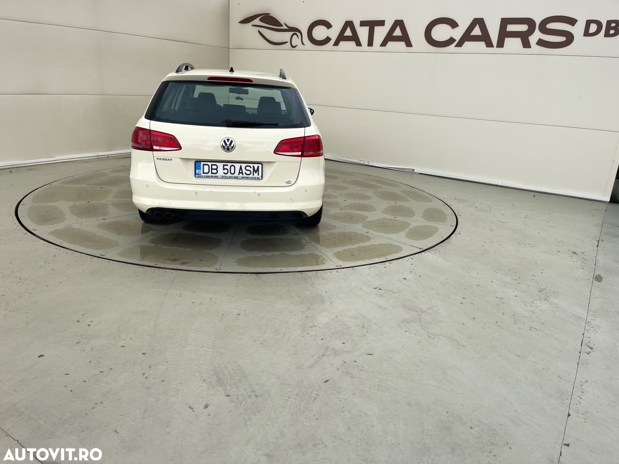 Volkswagen Passat 2.0 TDI BlueMotion Tehnology DSG Trendline - 14