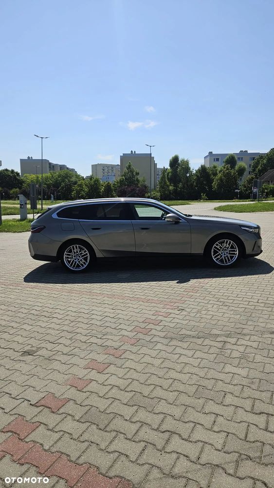 BMW Seria 5 520d mHEV - 5