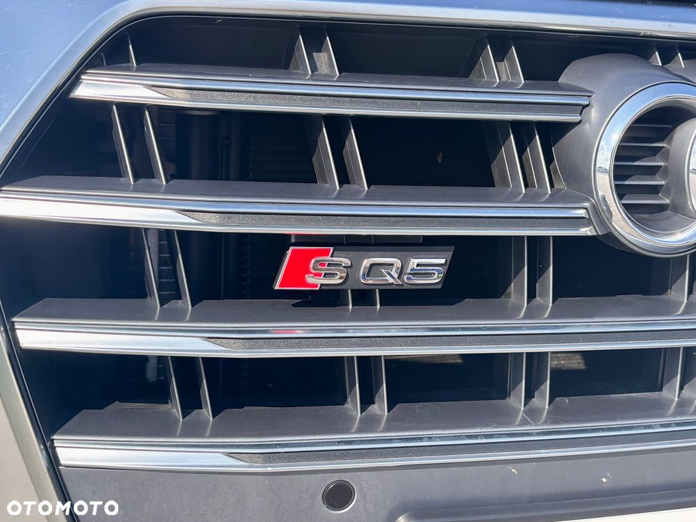 Audi SQ5 - 12