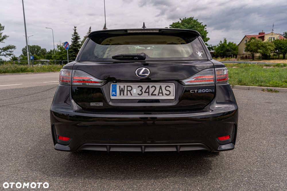 Lexus CT - 3