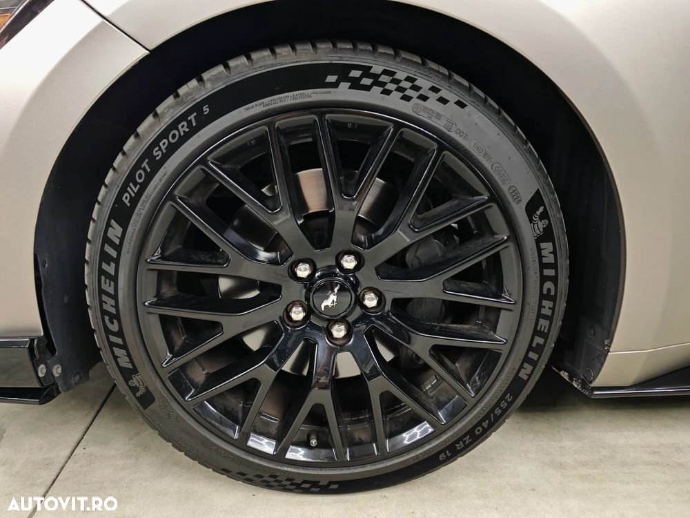 Ford Mustang 2.3 EcoBoost Aut. - 33