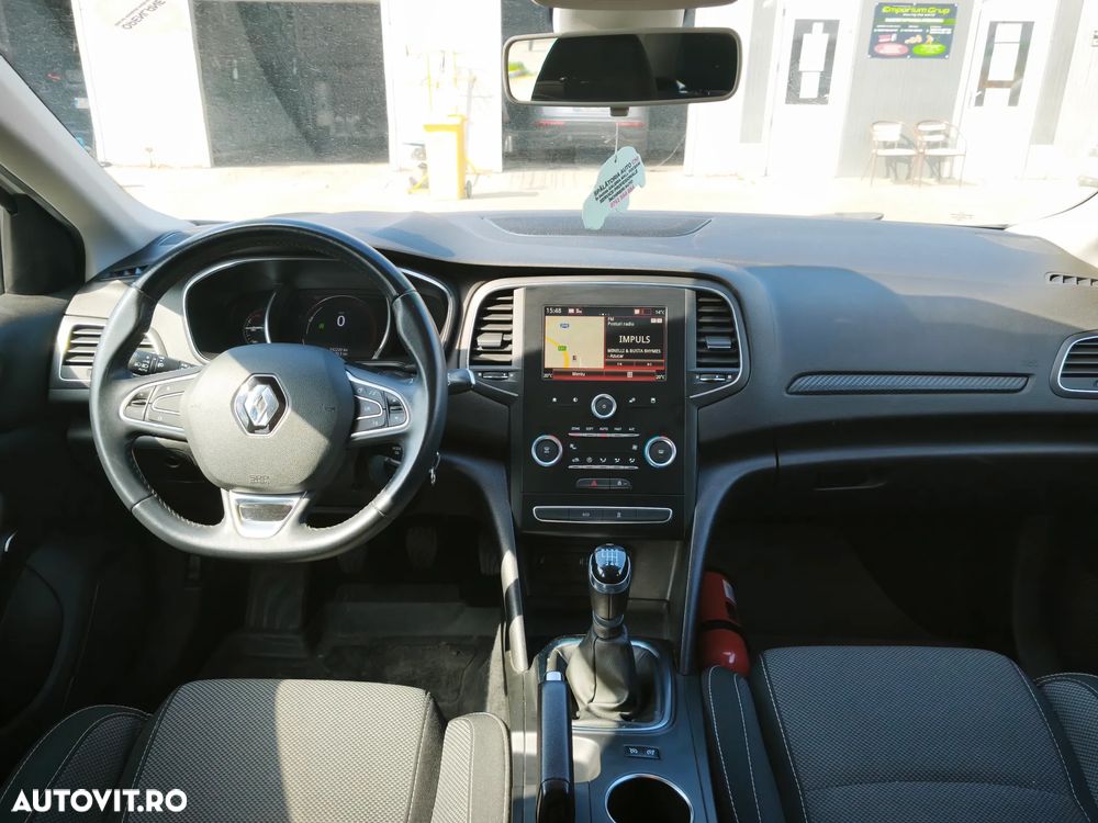 Renault Megane ENERGY TCe 100 INTENS - 13