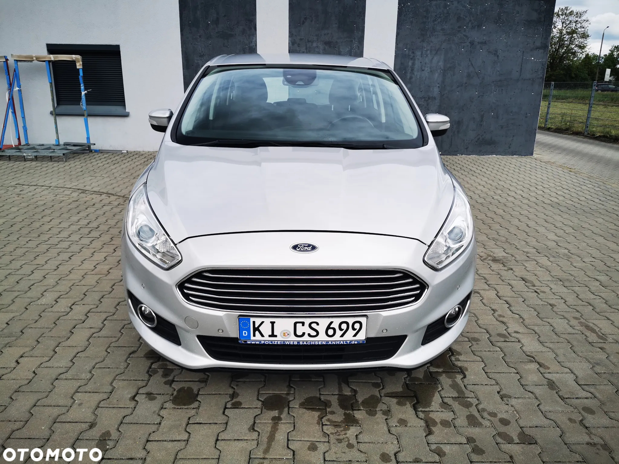 Ford S-Max 2.0 EcoBlue Titanium - 4