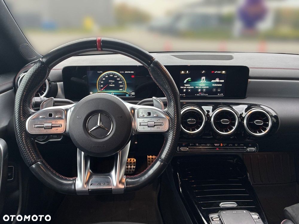 Mercedes-Benz CLA - 15