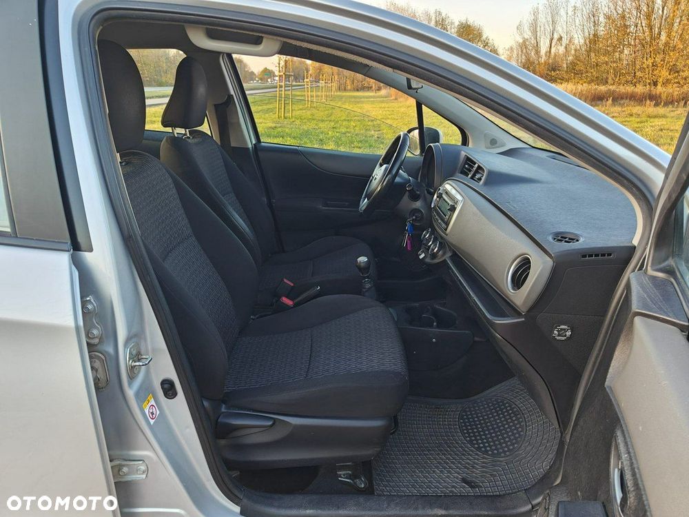 Toyota Yaris - 13