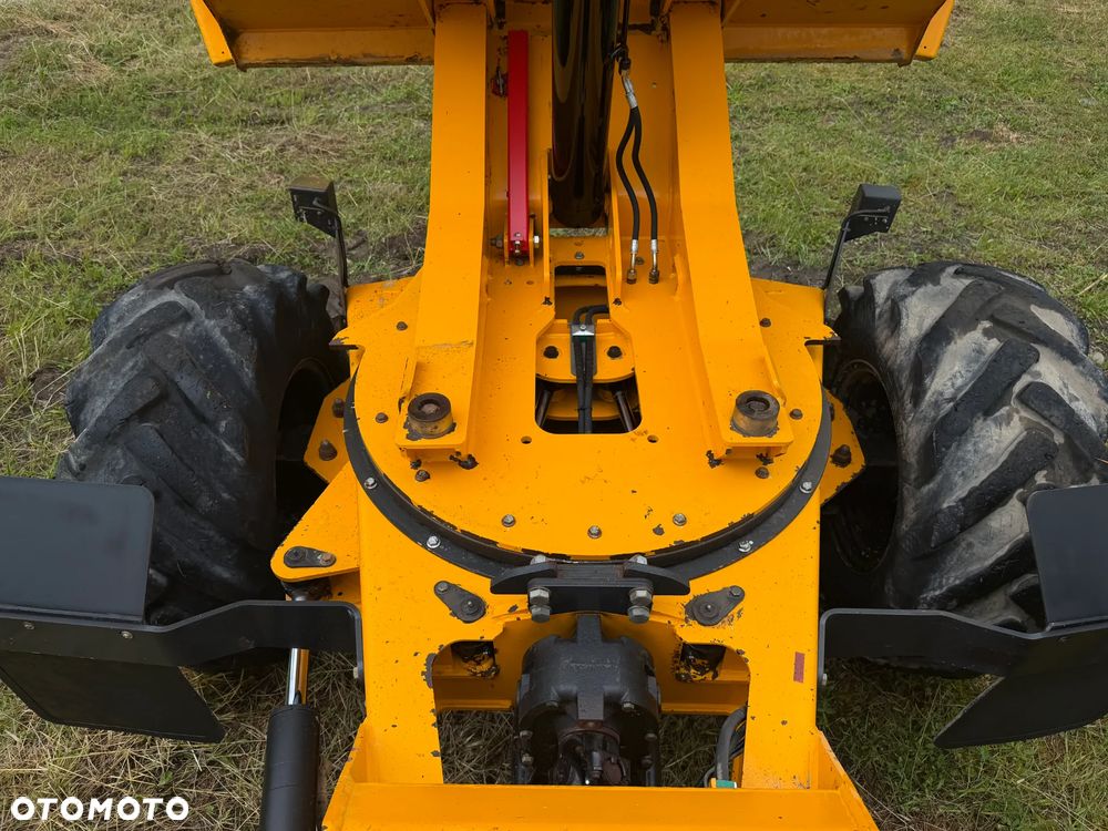 Thwaites MACH2026 Wozidło Budowlane Rolnicze 4x4. wózek z Obrotową Kolebą. 6 ton ładowność.  Silnik DEUTZ 80KM 4 cylindry. 2400 mtg. 2019 rok. Jazda Rewers 3prędkości. Maszyna jak Nowa z Norweskiego Gospodarstwa! Ani deka luzów i wycieków! Hydrostatic. Pełny Oryginał. Hamulce brzytwa. Serwisy w DEKRA. Maszyna Woziła lekkie ładunki. Praktycznie zerowe zużycie. Wielka Okazja. Wszystko w pełnym Oryginale. Opony Oryginał. Oświetlenie Fabryczne. Po serwisach. OKAZJA - 11