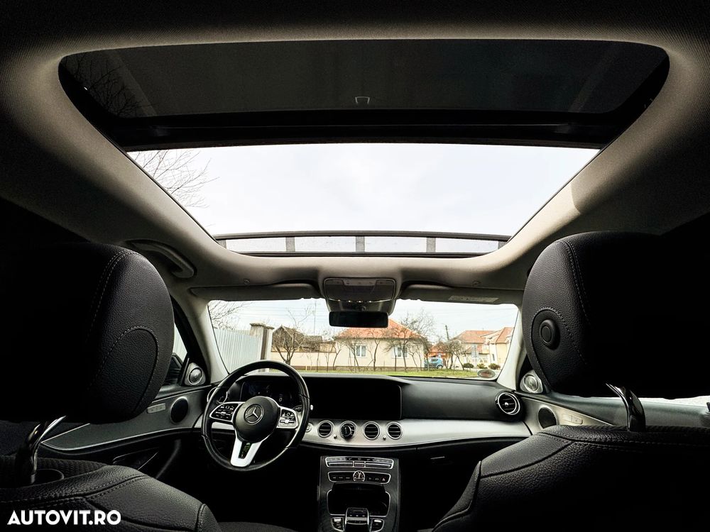 Mercedes-Benz E 300 de 9G-TRONIC - 13