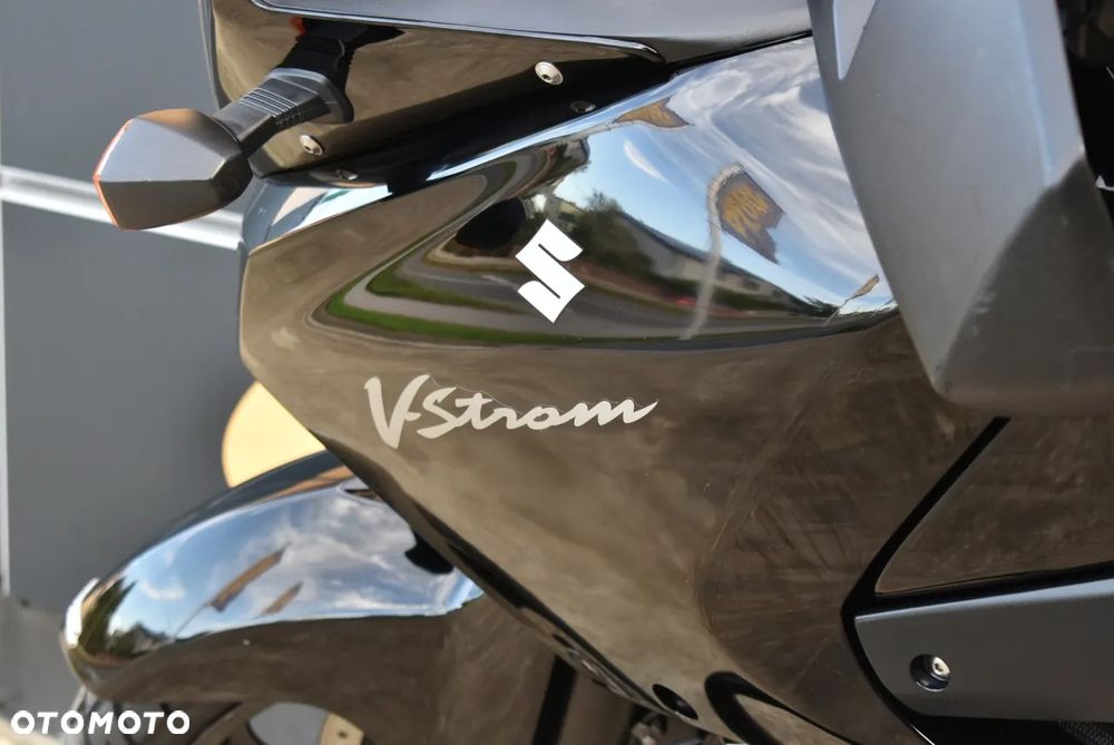 Suzuki V-STROM - 20
