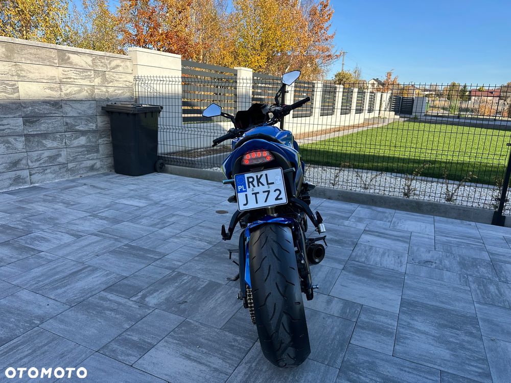 Suzuki GSX 1000 - 3