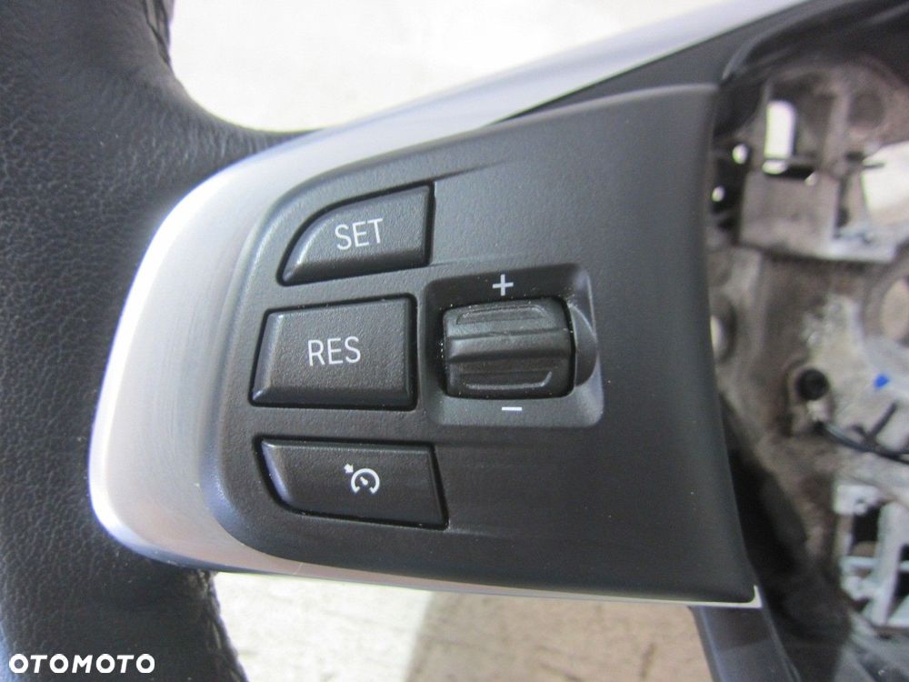BMW X1 F48 F45 KIEROWNICA SKÓRZANA SKÓRA 6860358 32306860358 - 5