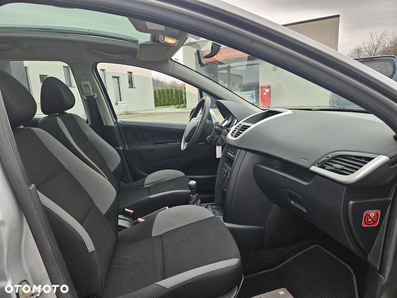 Peugeot 207 1.4 16V Sporty - 5