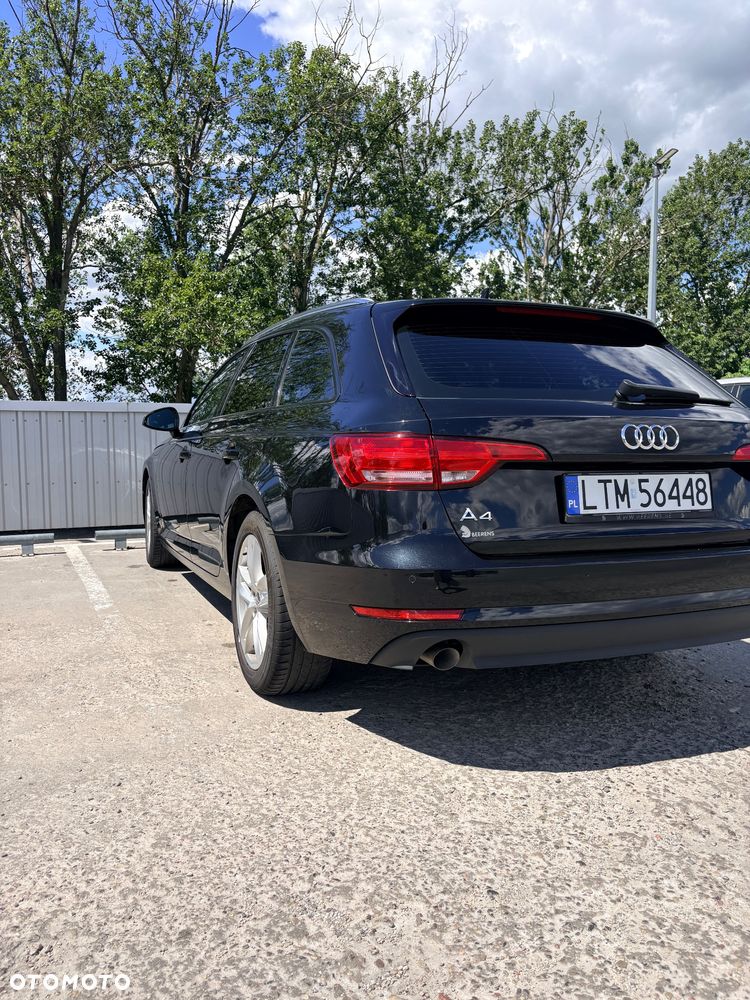 Audi A4 Avant 2.0 TDI S tronic - 11