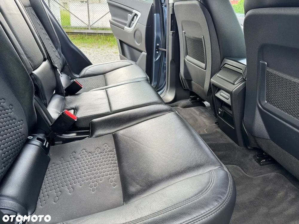 Land Rover Discovery Sport - 29