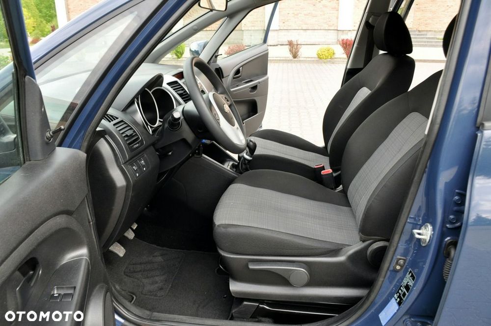 Kia Venga - 21
