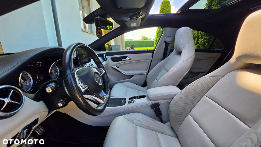 Mercedes-Benz CLA 200 d 7G-DCT AMG Line - 27