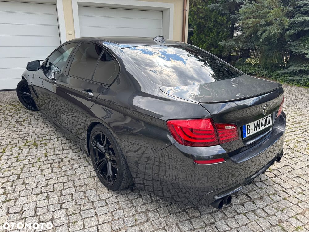 BMW Seria 5 535i - 7