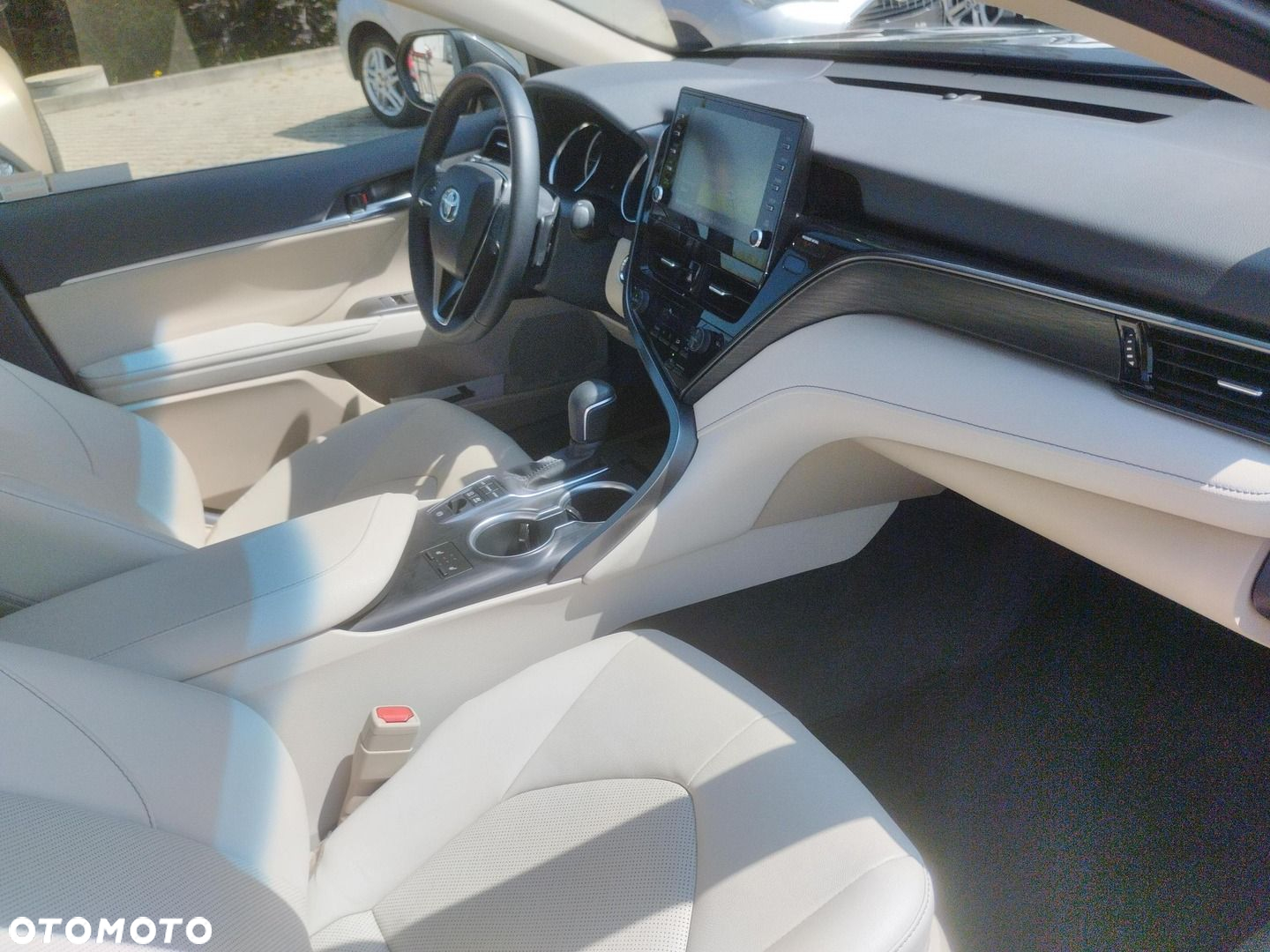 Toyota Camry - 9
