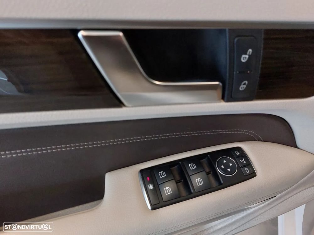 Mercedes-Benz E 200 CGi Elegance BlueEfficiency Auto - 19