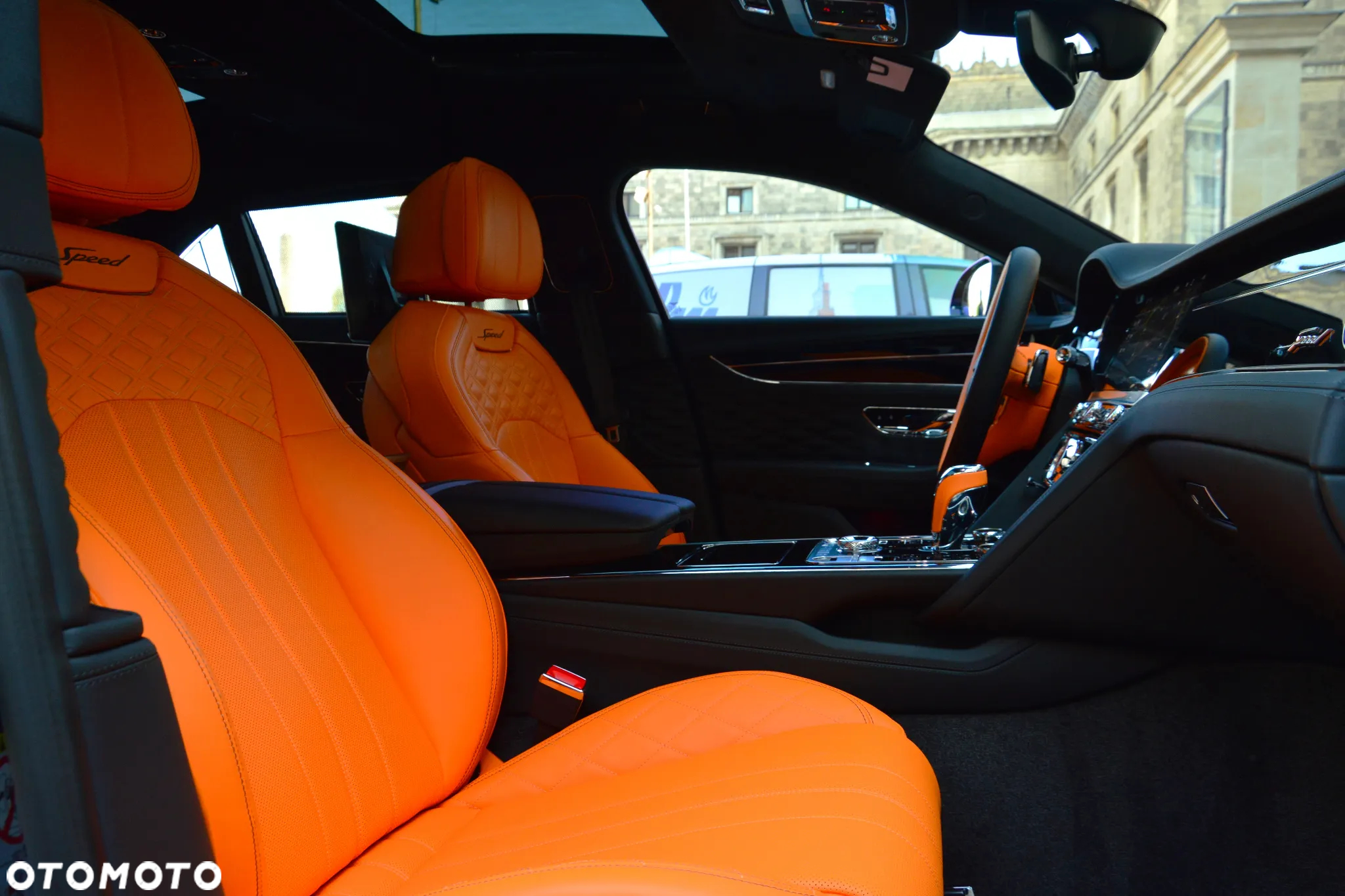 Bentley Flying Spur W12 S - 25