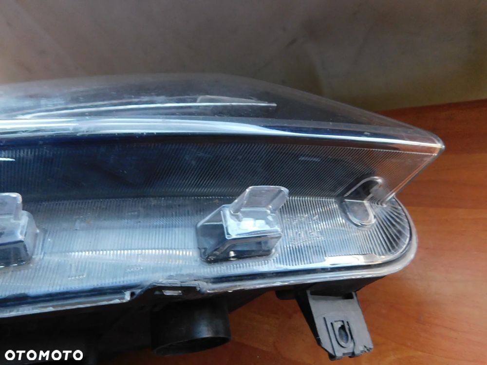 lampa prawa przód SEAT ATECA LED  EUROPA - 11